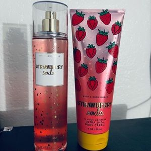 Bath & Body Works Strawberry soda bundle